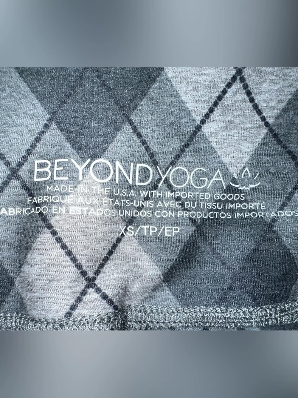 Beyond Yoga Grey Plaid Inseam 25” Size XS - Picture 6 of 8
